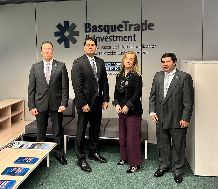 Reunión con directores de la Agencia Vasca de Internacionalización Basque Trade & Investment.