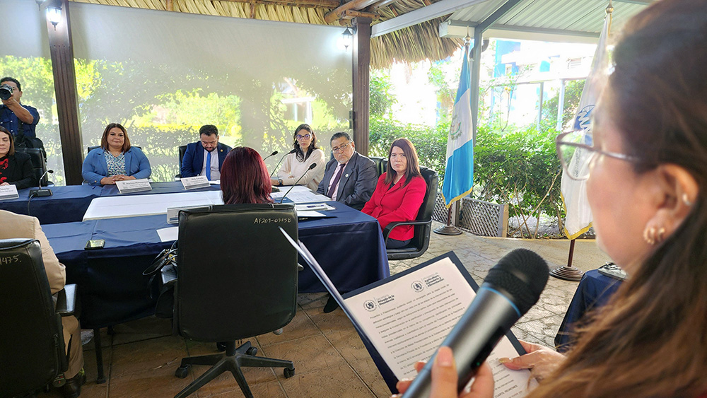 Lectura de convenio interinstitucional MAGA y SPP 