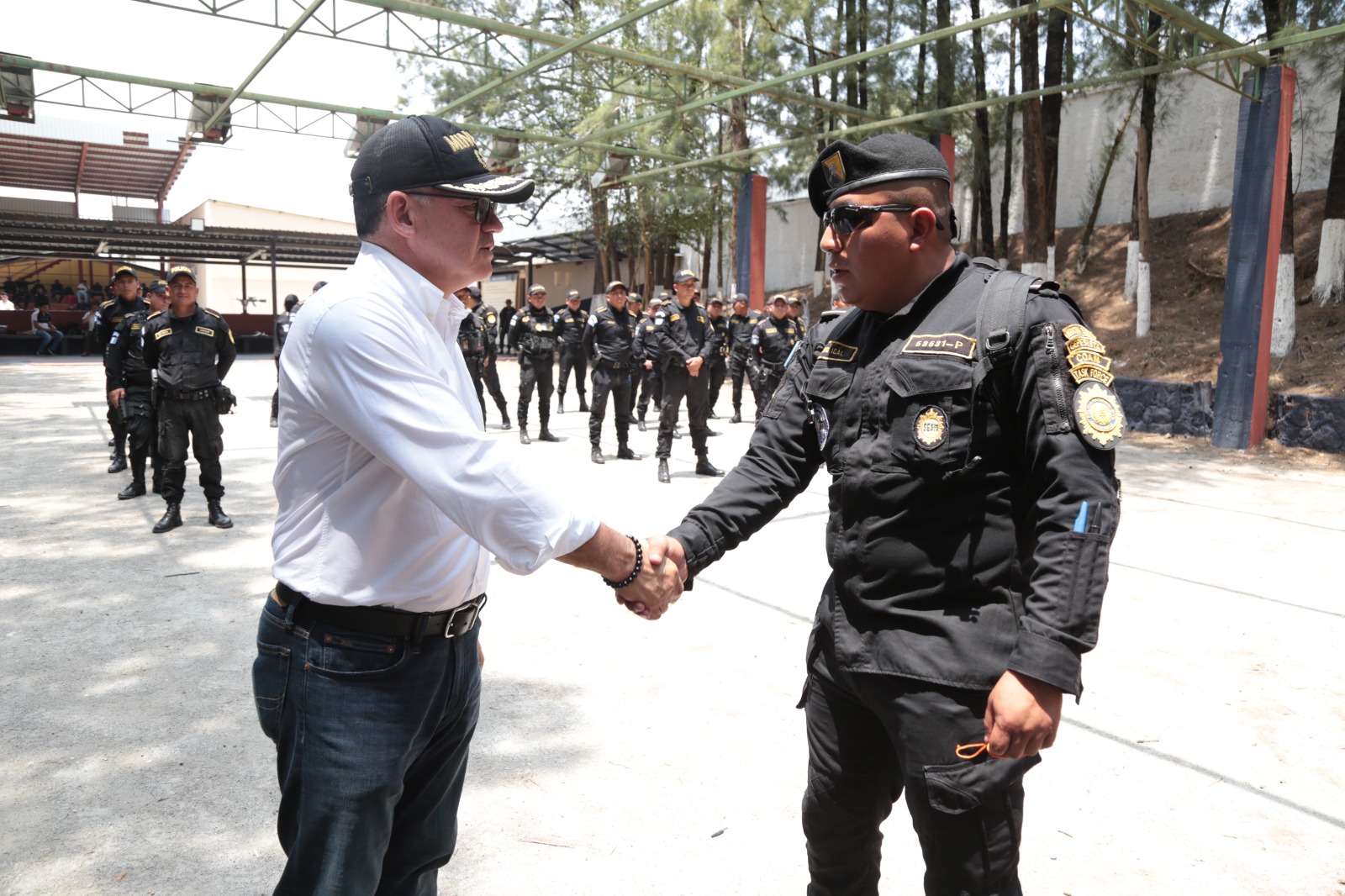 “Es importante el constante fortalecimiento de las capacidades de la Policía Nacional Civil para brindar una respuesta adecuada ante emergencias y garantizar la seguridad y protección de la ciudadanía”. Ministro de Gobernación.