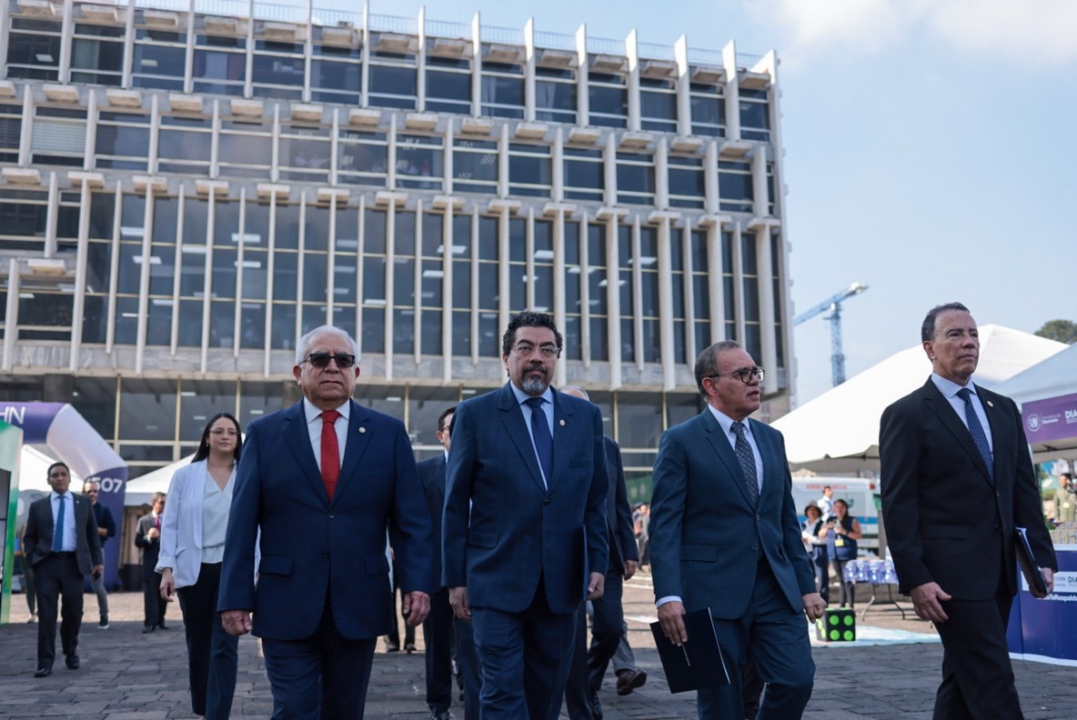 El viceministro de Transparencia Fiscal y Adquisiciones del Estado, Carlos Melgar estuvo presente en la inauguración.