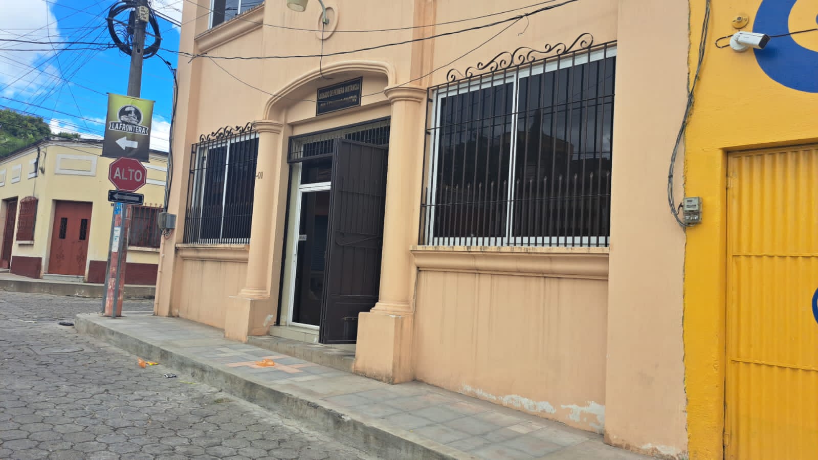 Mingob realiza operativo para capturar a sindicado de amenazar a agentes de la PNC