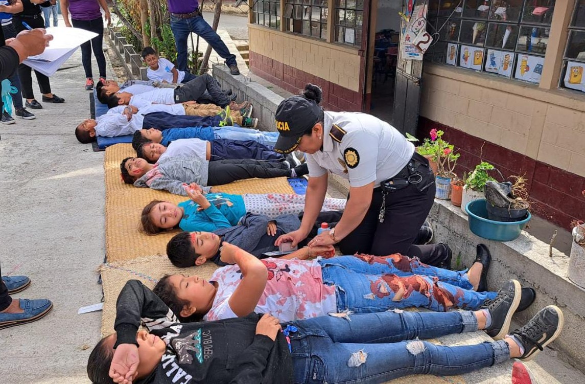 PNC realiza actividades de prevención con estudiantes del interior del país