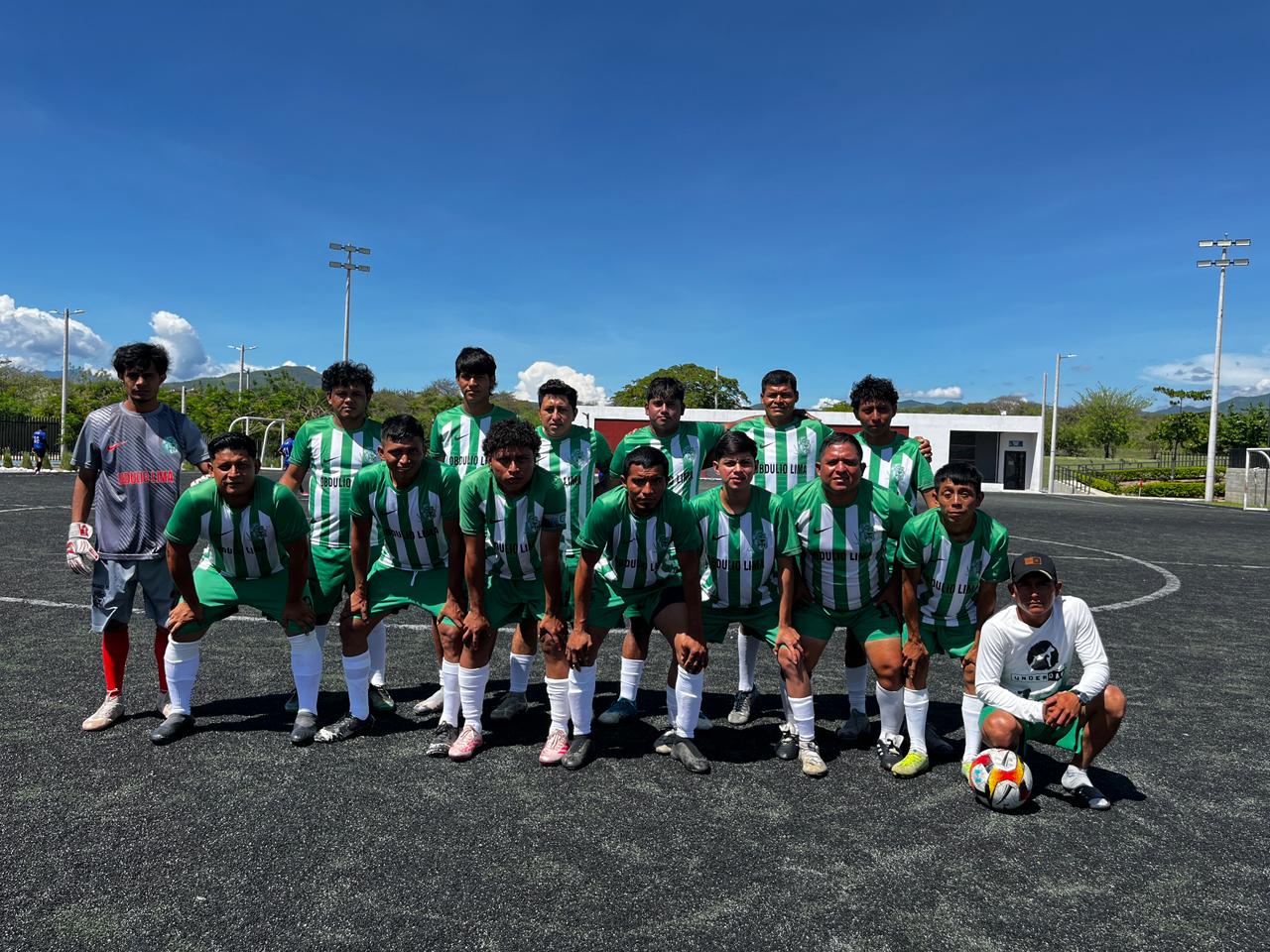 +ñ{ñ