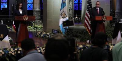 Presidente Alejandro Giammattei en conferencia de prensa con Vicepresidente Kamala Harris.