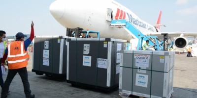 321 mil 600 dosis de vacuna Sputnik V en su ingreso a Guatemala