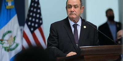 Presidente Alejandro Giammattei