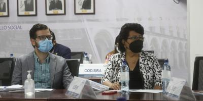 Secretaria Thelma Portillo en reunión de Gabinete de Desarrollo Social.