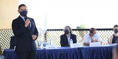 Tercer viceministro participa en primer diálogo ciudadano en Villa Nueva