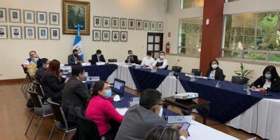 Luego de la alerta emitida sobre un posible movimiento masivo de personas, que estaría llegando desde Honduras a Guatemala, autoridades realizan coordinaciones interinstitucionales. ➡️