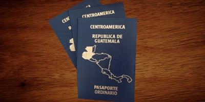 Pasaportes guatemaltecos