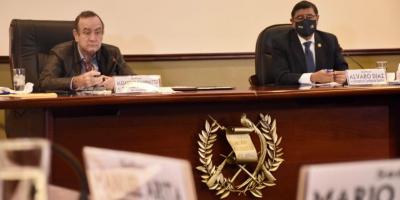 Guatemala, 23 de julio de 2021. El presidente Alejandro Giammattei dirigió este viernes las reuniones con los gobernadores y alcaldes de los departamentos de Izabal y San Marcos.