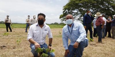ministro de Ambiente y Recursos Naturales 
