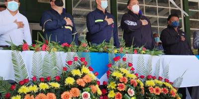 El mantenimiento, balastado y apertura de brecha se realiza en 10 tramos de diferentes comunidades de la cabecera departamental. Con el objetivo de mejorar el acceso vial a las comunidades. 