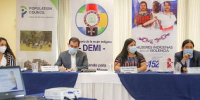 La Secretaría Presidencial de la Mujer participó como invitada especial para disertar el tema de “Inversión en las Mujeres Indígenas”