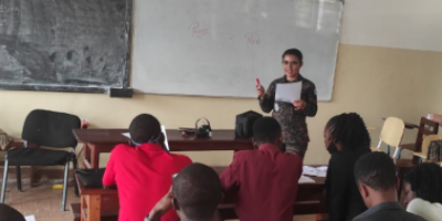 XXI Contingente de Fuerzas Especiales desplegado en El Congo imparte curso de idioma español a universitarios congoleses