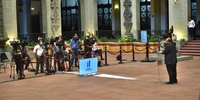 El Ministro de Economía, Antonio Malouf, durante su participación en conferencia de prensa sobre su gira comercial.
