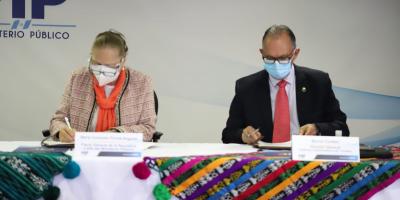 Firma convenio MP e Inguat