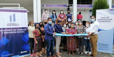 En la sede del Ministerio de Economía en Quetzaltenango  se llevó a cabo la Feria de Formalización.