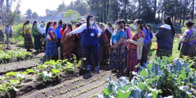 Capacitación a mujeres
