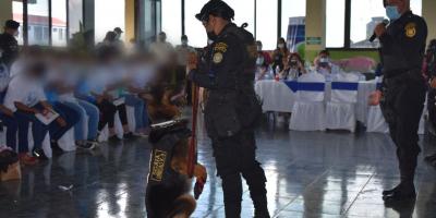 Jóvenes de Coatepeque reciben capacitaciones para prevenir el consumo de drogas