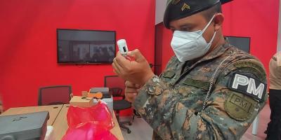 “Guardia de Honor” apoya al MSPAS en el desarrollo de jornadas de inmunización contra COVID-19 en Villa Nueva y Amatitlán