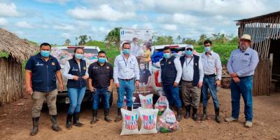 entrega de dotación de alimentos