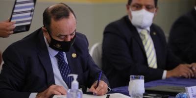 Presidente Alejandro Giammattei 