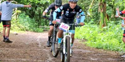 Ciclista Sergio Chumil