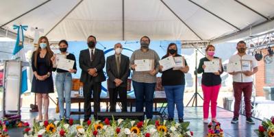 Entrega sellos Mercado Artesanías 