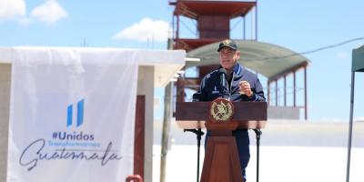 Presidente Alejandro Giammattei inaugura planta de potabilización de agua en Gira Presidencia 2022 en Jalapa