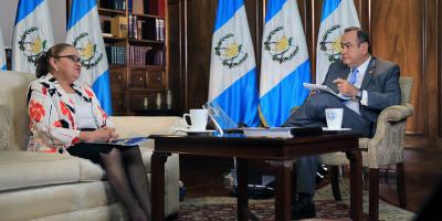 Presidente Alejandro Giammattei entrevista a la aspirante a Fiscal General, María Consuelo Porras