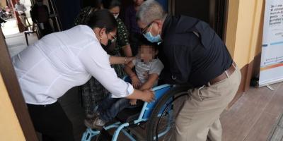 Un niño es atendido por primera vez en el CAIDP