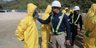 Antinarcóticos traslada últimos furgones con 50 toneladas de precursores para drogas