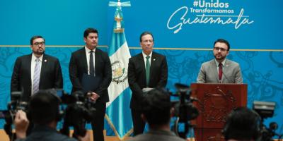 Kevin López, secretario de Comunicación Social de la Presidencia lidera conferencia