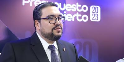 Precios de las gasolinas en Guatemala registran descenso.