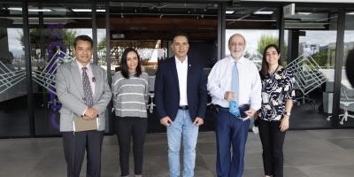 Ministro Mario Rojas visita la Universidad del Valle y reconoce los aportes al medioambiente
