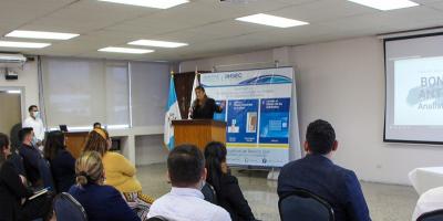 La Directora estuvo en el lanzamiento 