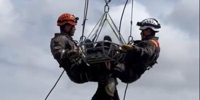 Soldados del Batallón Humanitario y de Rescate del Ejército de Guatemala son certificados en técnicas de búsqueda y rescate.