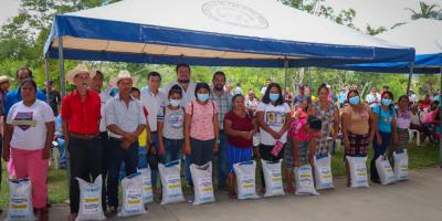 MAGA beneficia a más de 5 mil familias con semilla certificada de frijol 