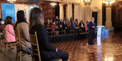 En Consulta con el Dr. Giammattei