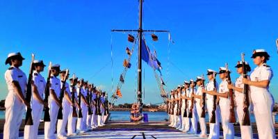 Marina de la Defensa Nacional arriba a su 64 aniversario de fundación.