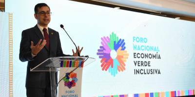 Viceministro de la MIPYME participa en foro de alto nivel sobre economía verde e inclusiva