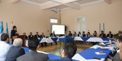 MARN trabajará en “Estrategia nacional de movilidad eléctrica”