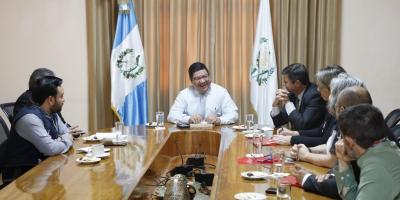 Gobierno de España y el MARN ratifican el compromiso de trabajar juntos por el medioambiente