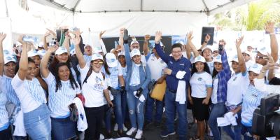 Veraneantes disfrutarán de playas limpias