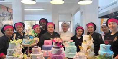 Evalúan a postulantes del área ocupacional de pastelería