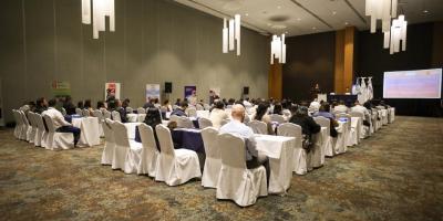 Empresarios reciben charla en conmemoración por el día mundial de la acreditación