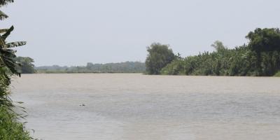 Efectiva labor del MARN en la desembocadura del río Motagua aporta a la reducción de desechos sólidos