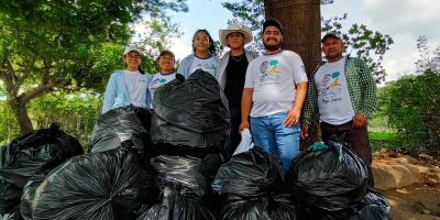 MARN y Líderes Ambientales eliminan vertedero ilegal en Jutiapa