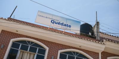 Los centros Quédate ofrecen capacitación a adolescentes